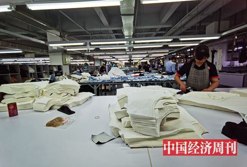 服裝訂單因疫情從印度轉到國內 我們去江西這個服裝大縣看了看